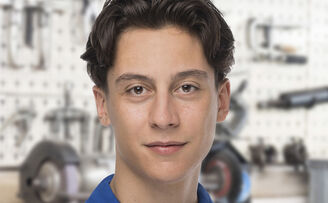 Wir gratulieren Janiv zum erfolgreichen Lehrabschluss!